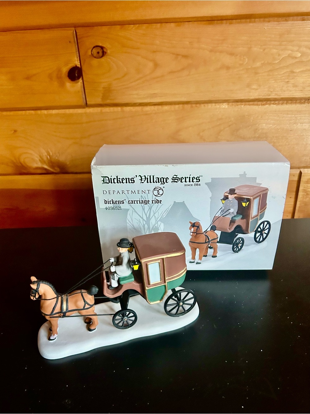 Department 56 Dickens " Carriage Ride 🐴 " Accessory - Picture 2 of 3